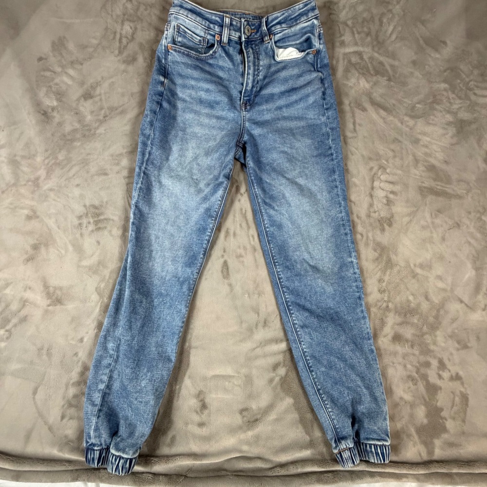 American Eagle Mom Jogger Jeans Medium Wash Cozy Next Level Stretch Size 6